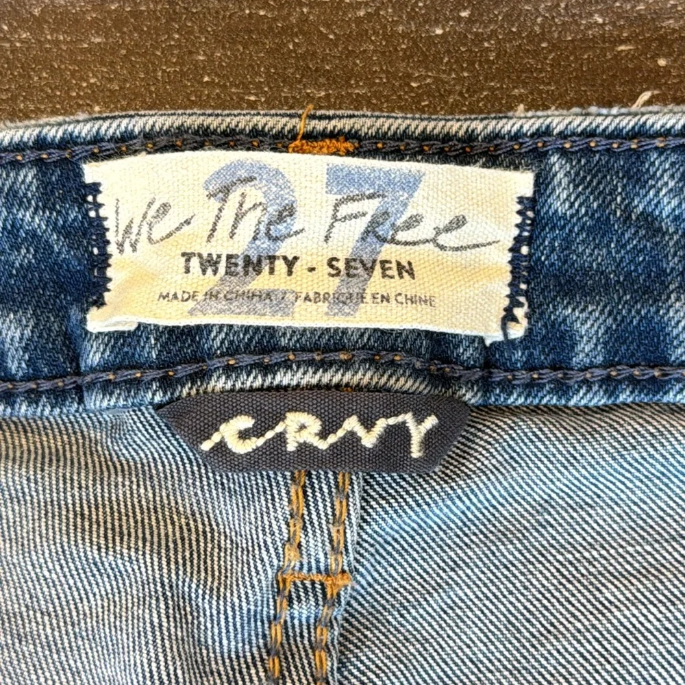 Free People We the Free Distressed High Waisted Denim Jean Shorts size 27 CRVY